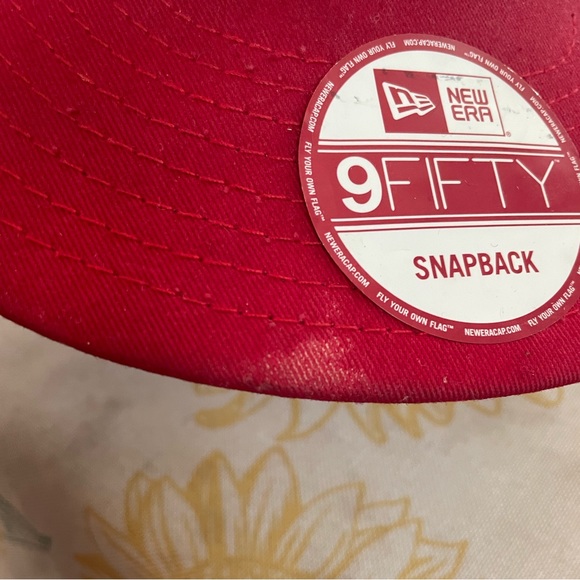 New Era Chicago Blackhawks SnapBack. - Picture 2 of 6